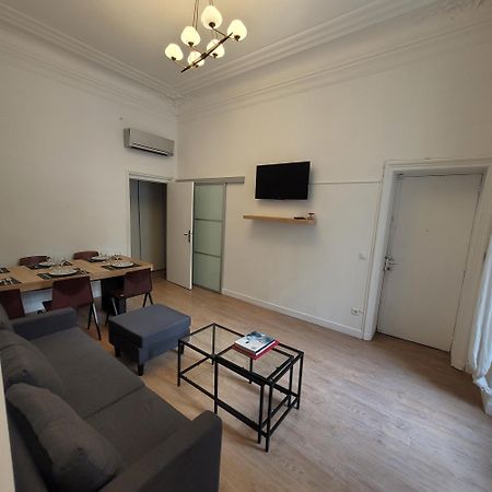 Bel Appartement Champs Elysees Avec 2 Chambres Paris Exterior photo